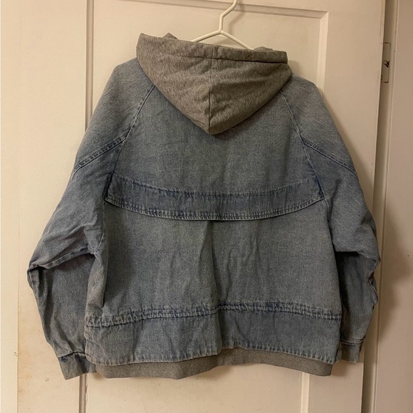 Baggy denim jacket - Picture 2 of 2